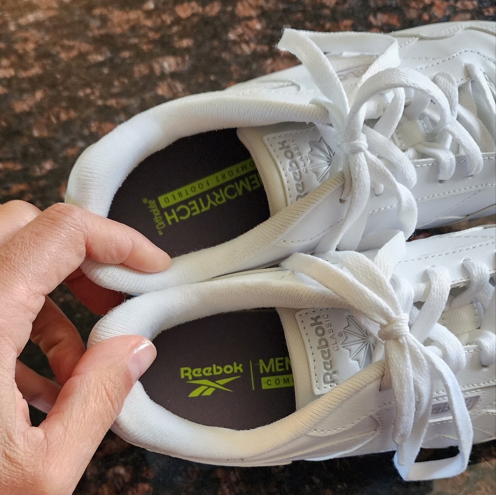 COPY - Reebok white sneakers - Picture 15 of 16